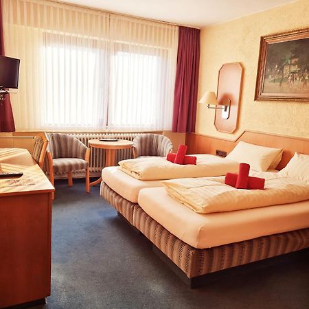 Hotel-Barbarossa-Garni Bei Hanau Rodenbach  Екстер'єр фото