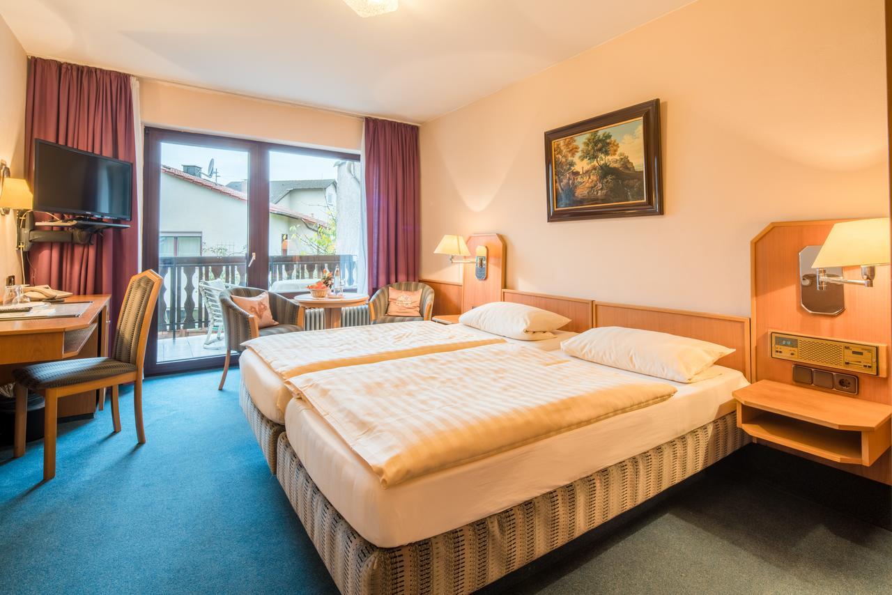 Hotel-Barbarossa-Garni Bei Hanau Rodenbach  Екстер'єр фото